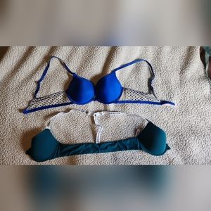 Victoria Secret Bra's